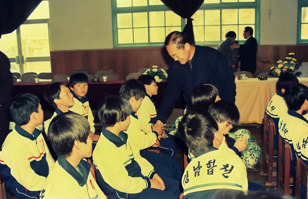합천국민학교 축구부창단