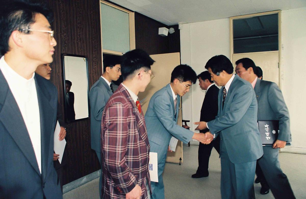 임명식