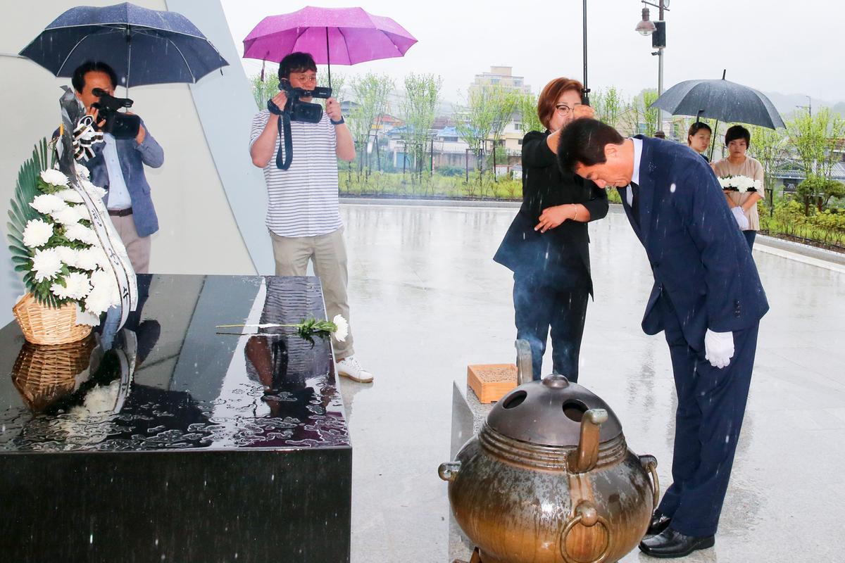 문준희군수 충혼탑참배