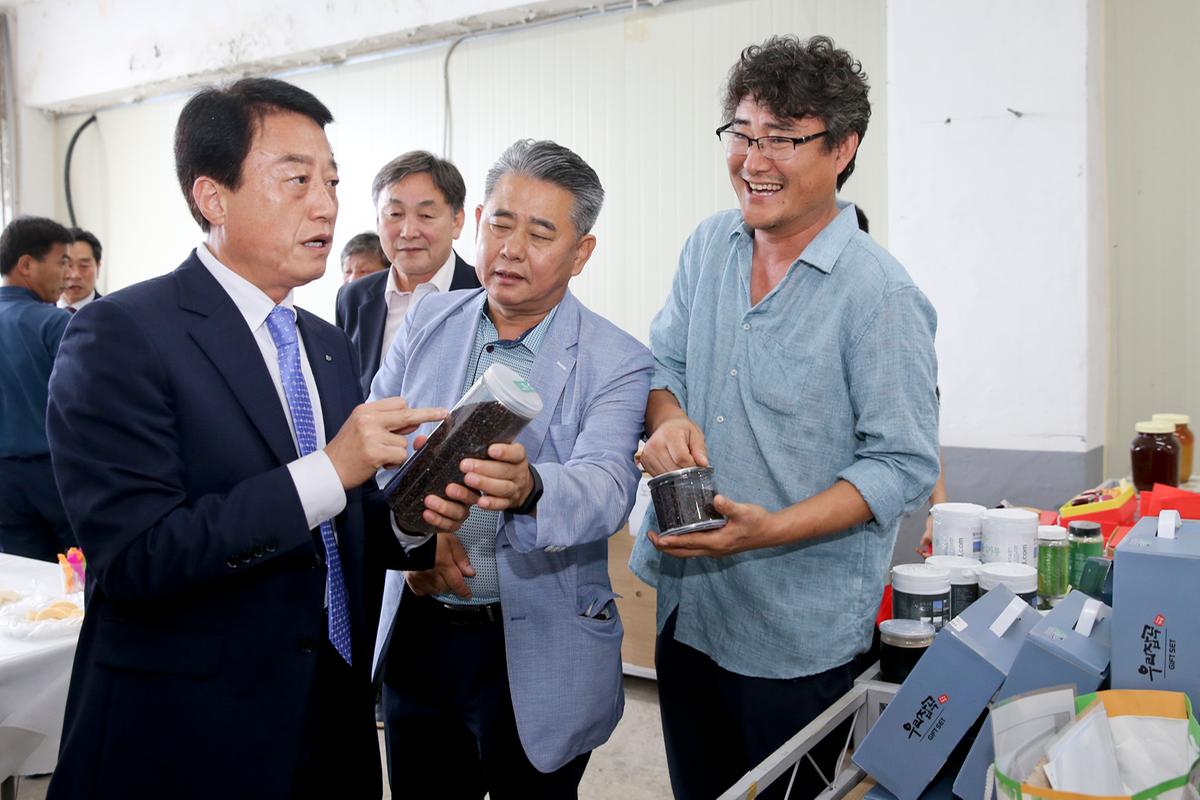 추석맞이 합천군 농특산물 직거래장터 방문