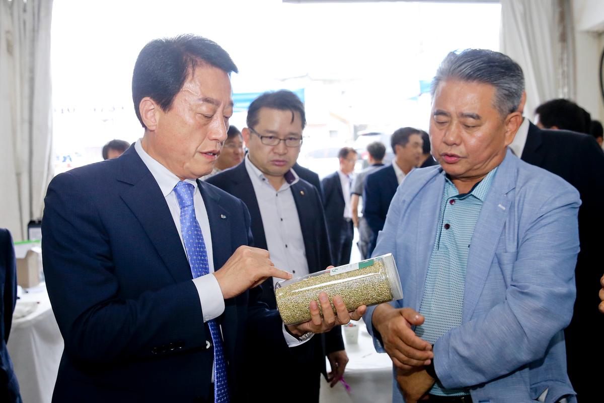 추석맞이 합천군 농특산물 직거래장터 방문
