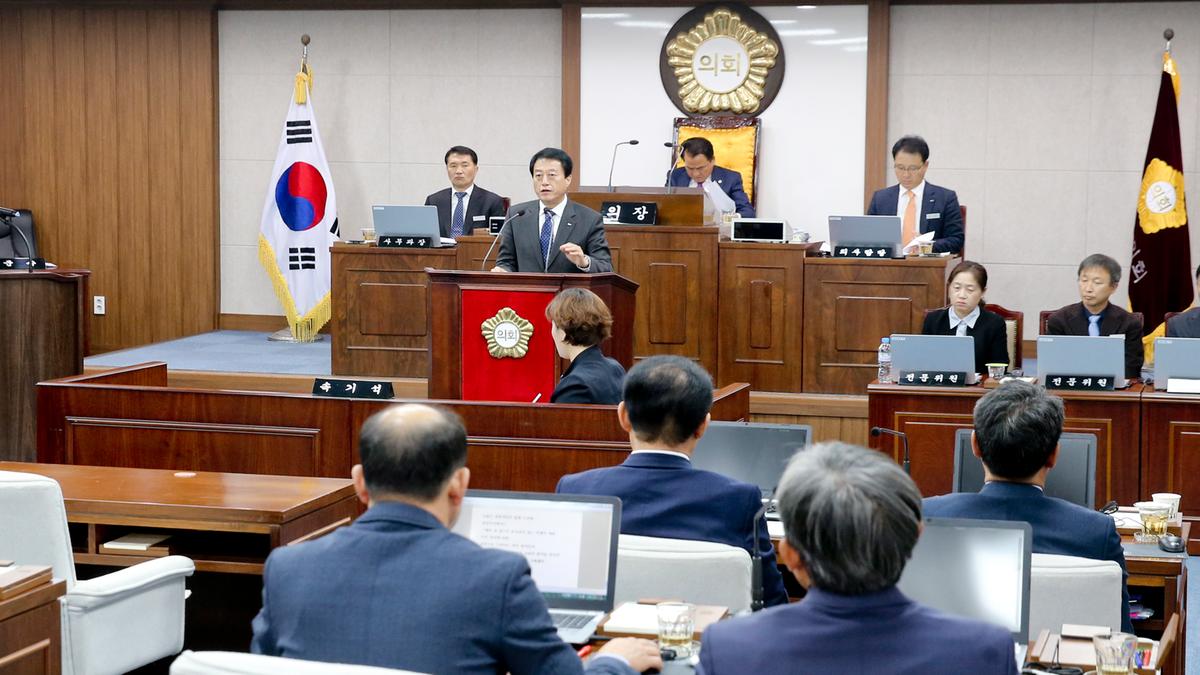 제229회 합천군의회 임시회 2차 본회의