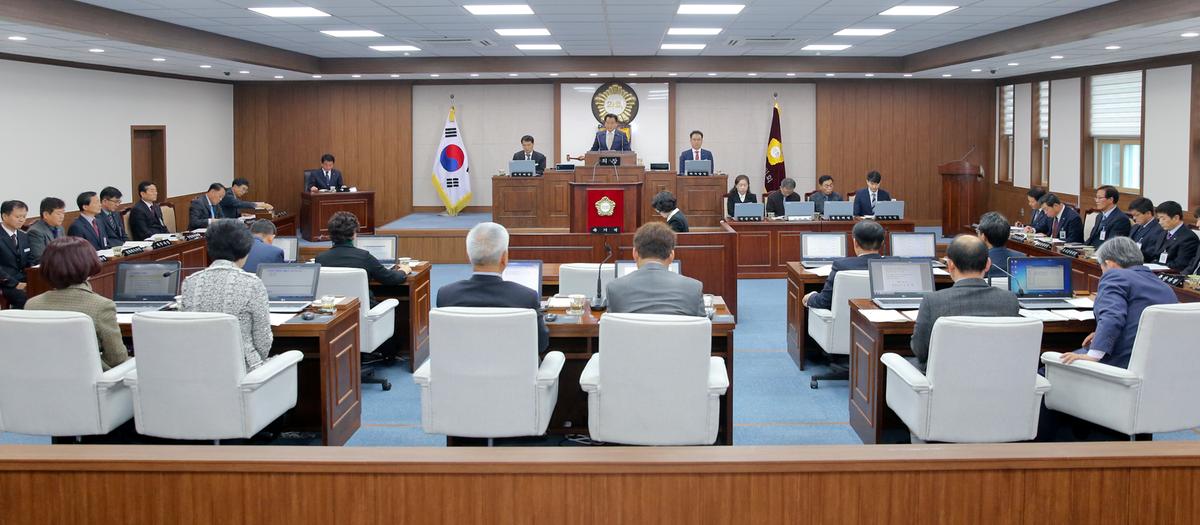 제230회 합천군의회 정례회 제1차 본회의