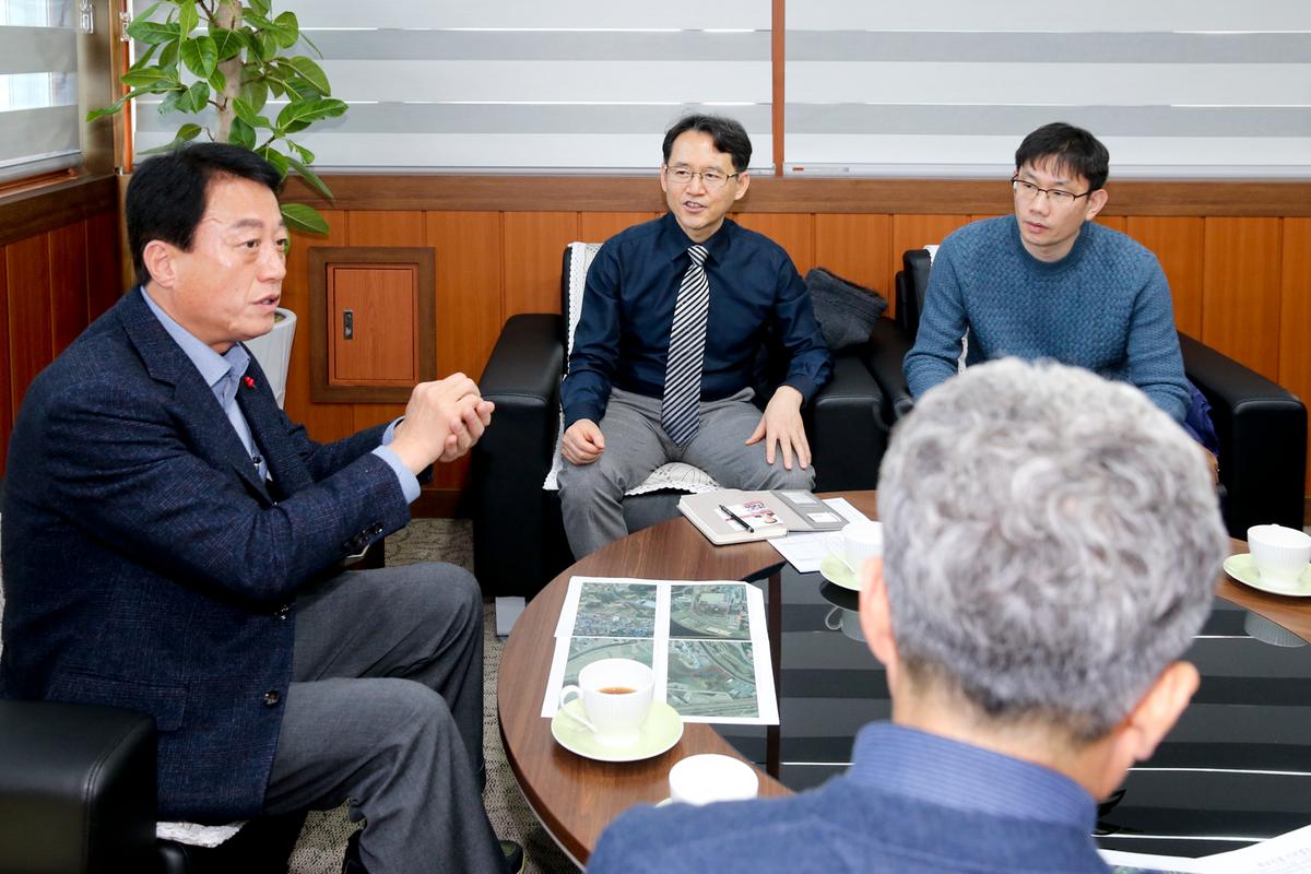 KBS중계소 부지 이전대상지 현장방문 관계자 면담