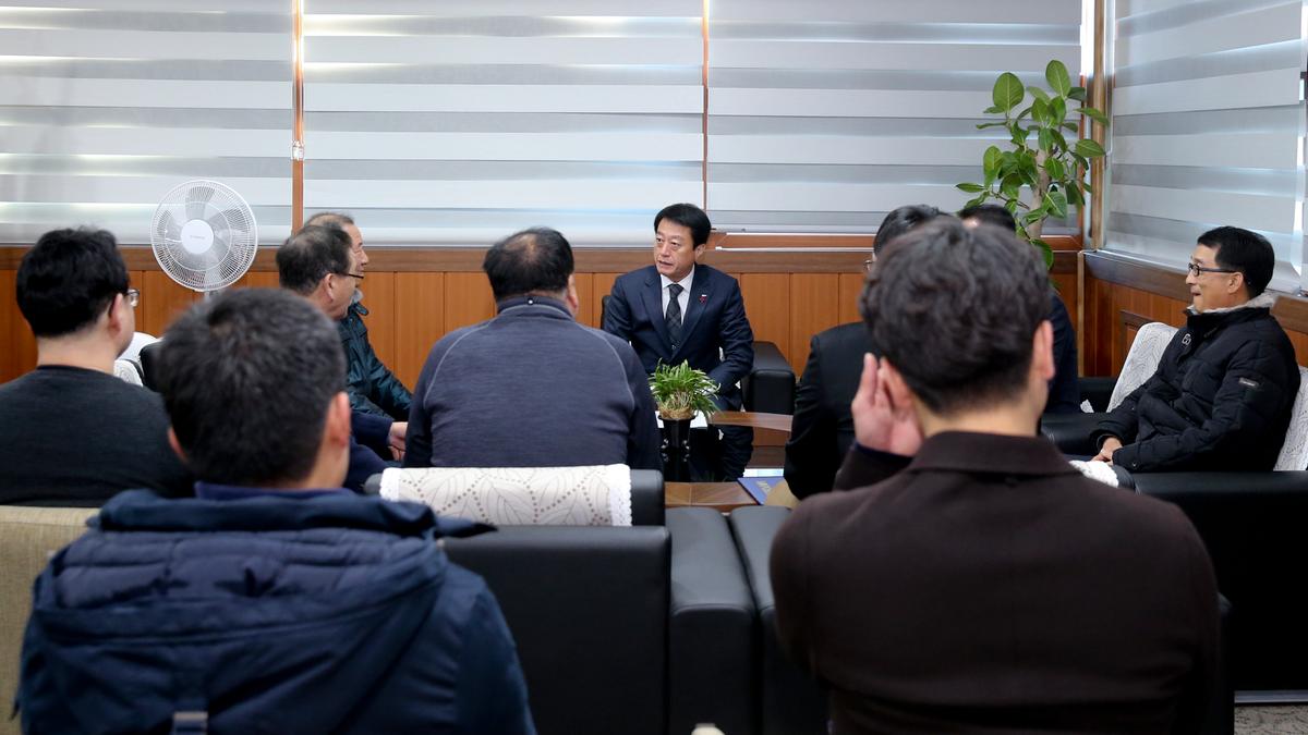 공수의 위촉장 수여