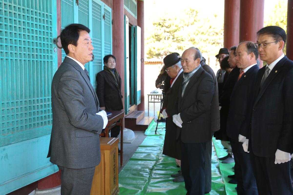 충혼탑, 3.1운동기념탑, 창의사 참배