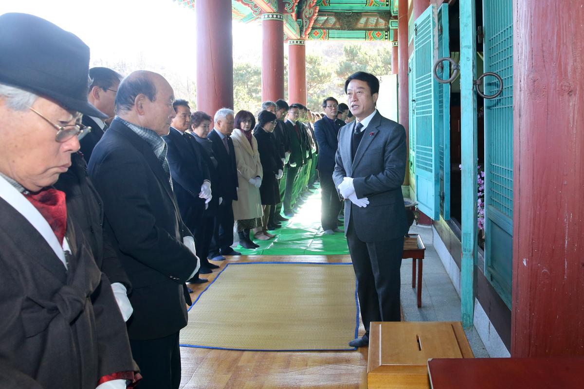 충혼탑, 3.1운동기념탑, 창의사 참배