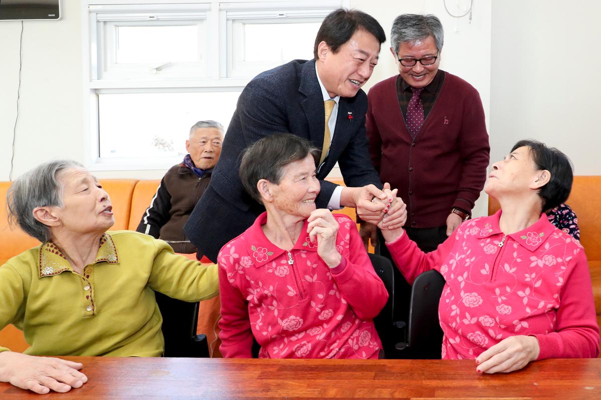 설 명절맞이 사회복지시설(청덕,적중,초계,율곡)방문
