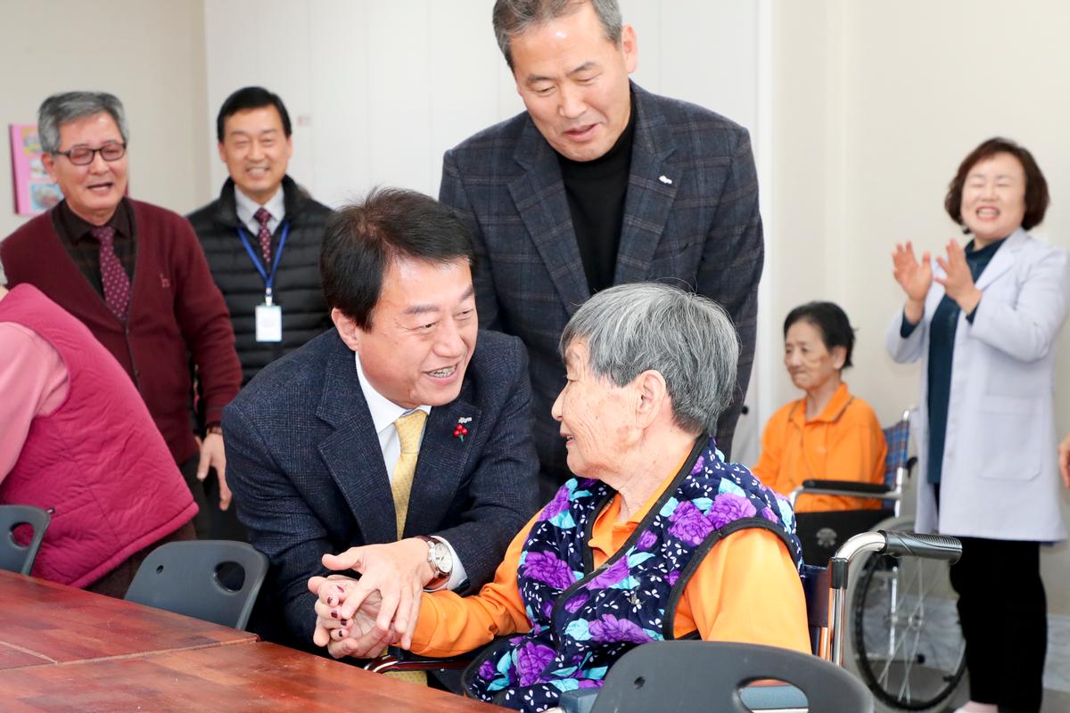 설 명절맞이 사회복지시설(청덕,적중,초계,율곡)방문
