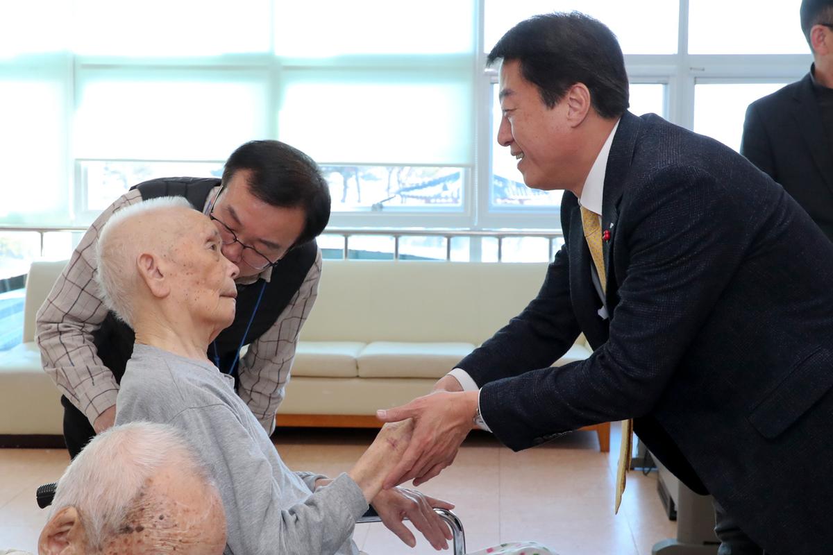 설 명절맞이 사회복지시설(청덕,적중,초계,율곡)방문