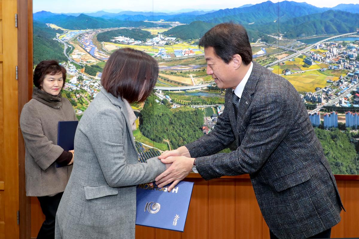 인사발려장교부