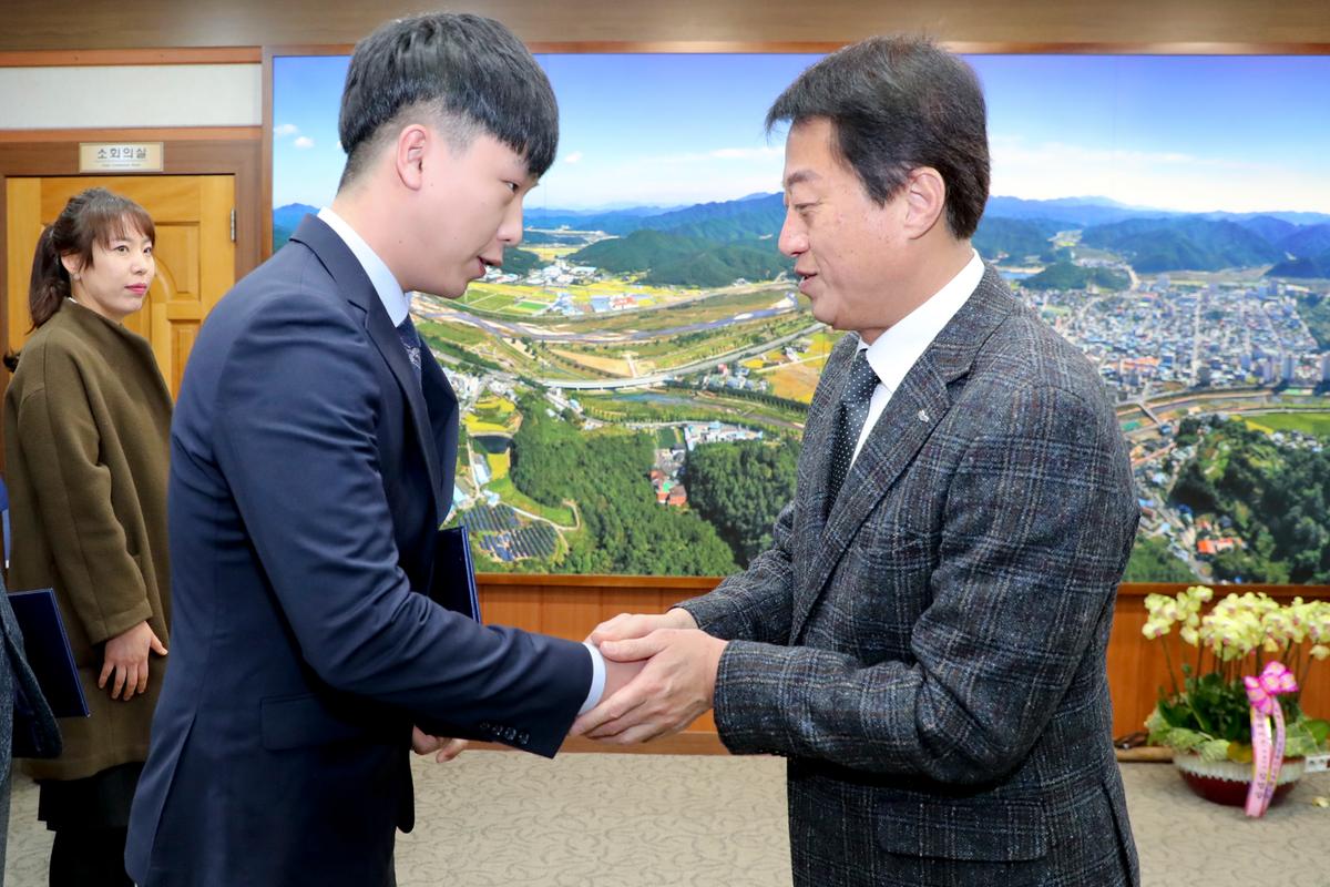인사발려장교부