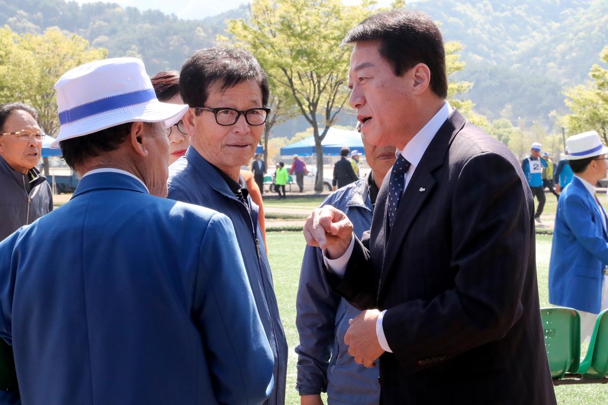 제11회 대한노인회 합천군지회장기 게이트볼 대회 및 제5회 한궁대회 개회식