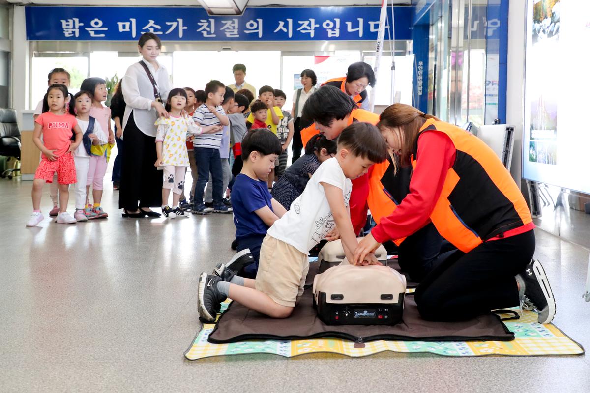 어린이집 심폐소생술 체험