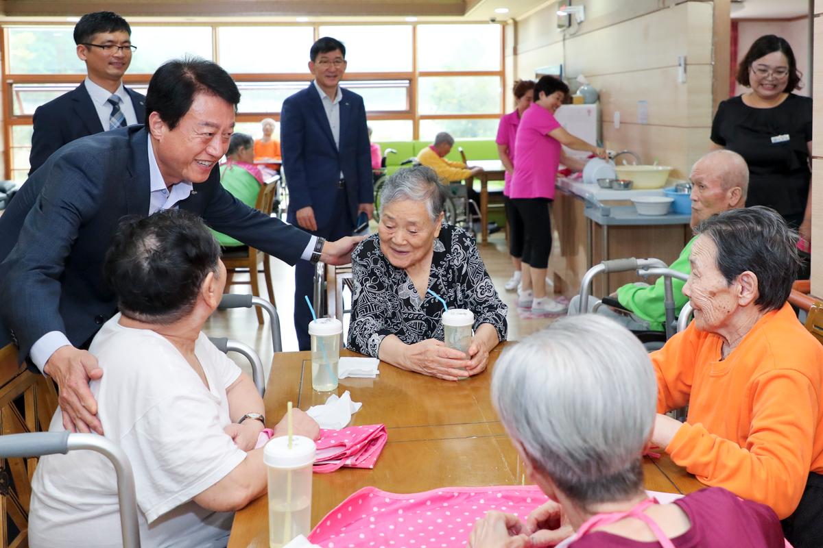 추석맞이 사회복지시설 위문 방문(에벤에,광명,원폭,애육원,노블하임)