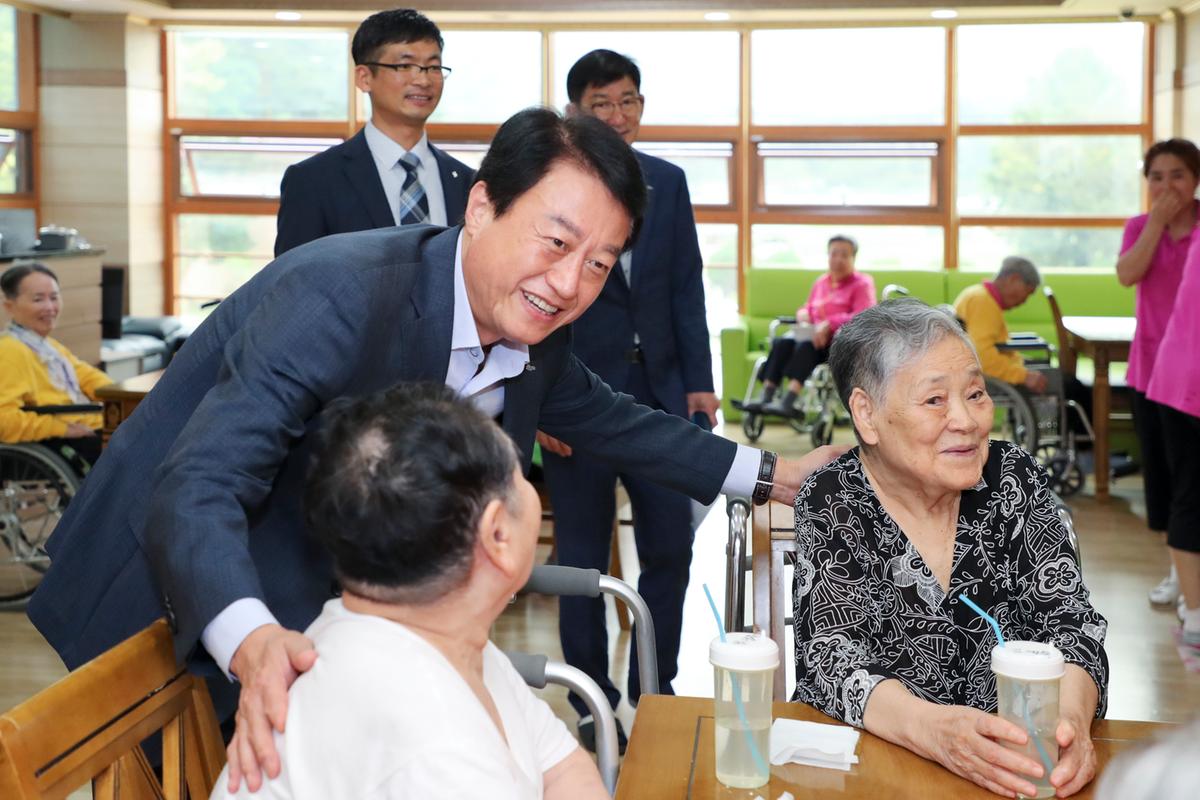 추석맞이 사회복지시설 위문 방문(에벤에,광명,원폭,애육원,노블하임)