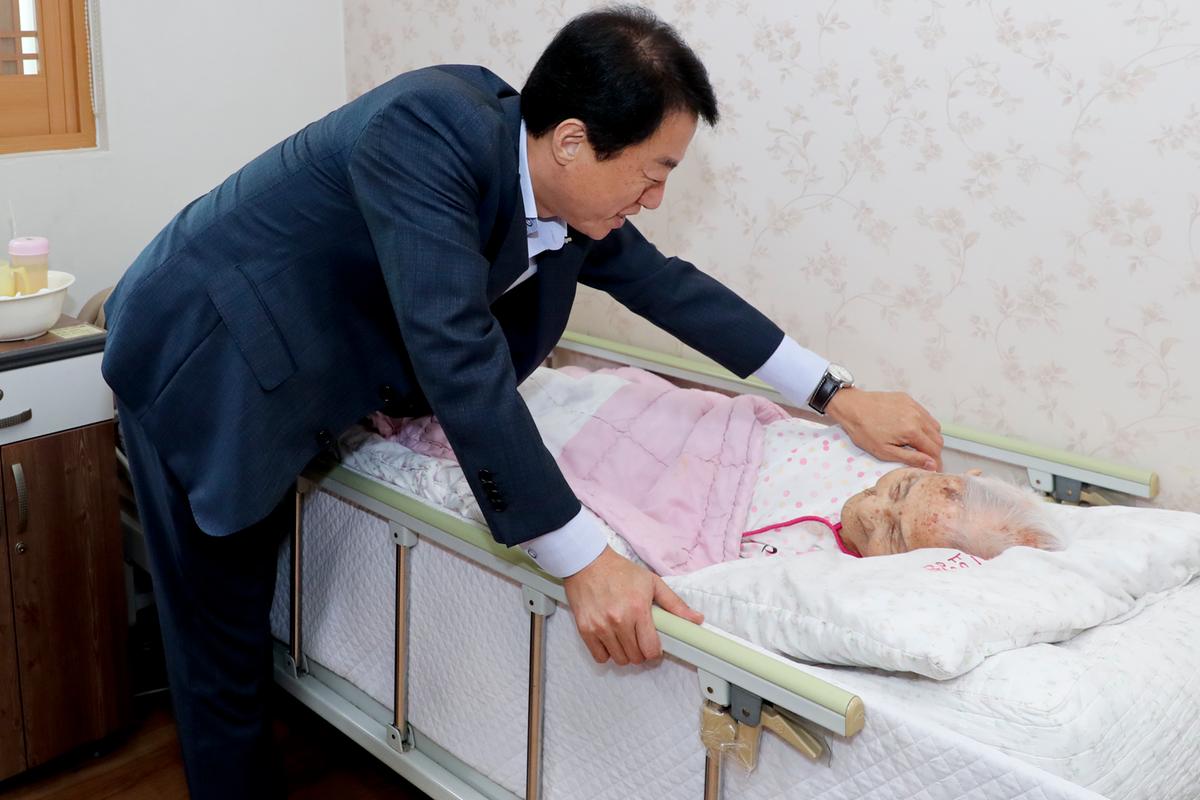 추석맞이 사회복지시설 위문 방문(에벤에,광명,원폭,애육원,노블하임)