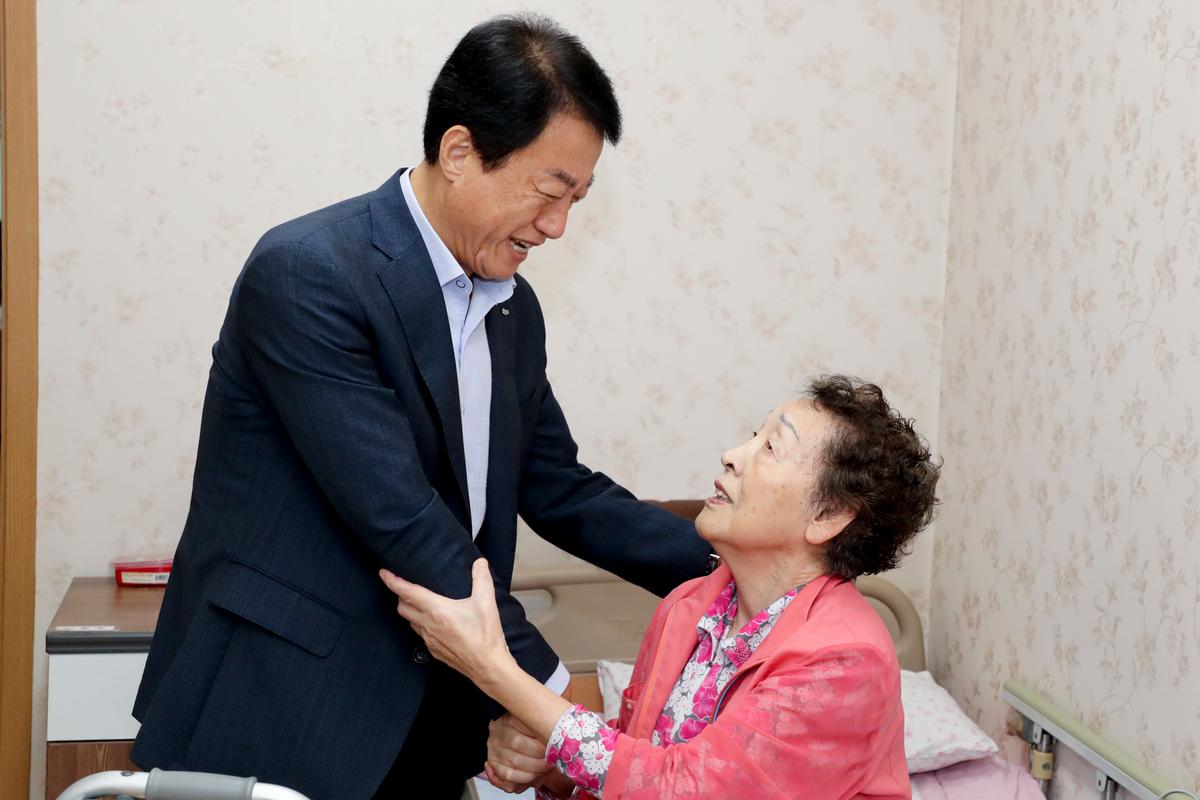 추석맞이 사회복지시설 위문 방문(에벤에,광명,원폭,애육원,노블하임)