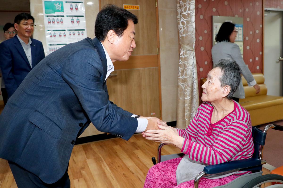 추석맞이 사회복지시설 위문 방문(에벤에,광명,원폭,애육원,노블하임)