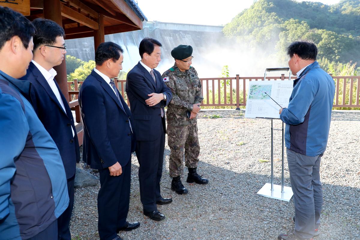 합천댐 수문개방