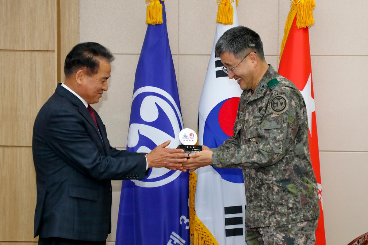 예비군육성지원 우수기관 감사패 수여식