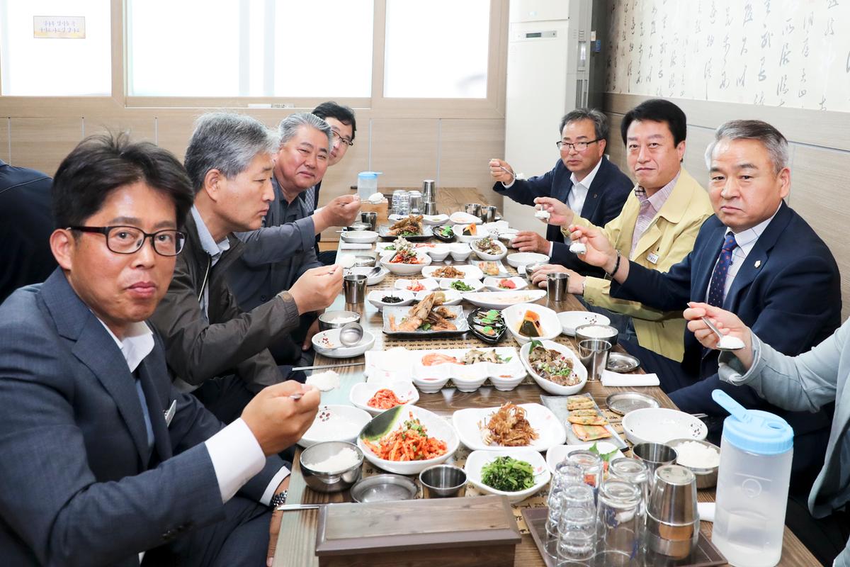 영호진미 제1호 사용업소 현판식