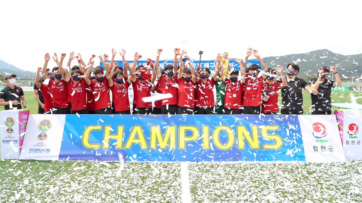 제56회 춘계고등축연맹 결승전 및 SPOTV 고등연맹 인터뷰