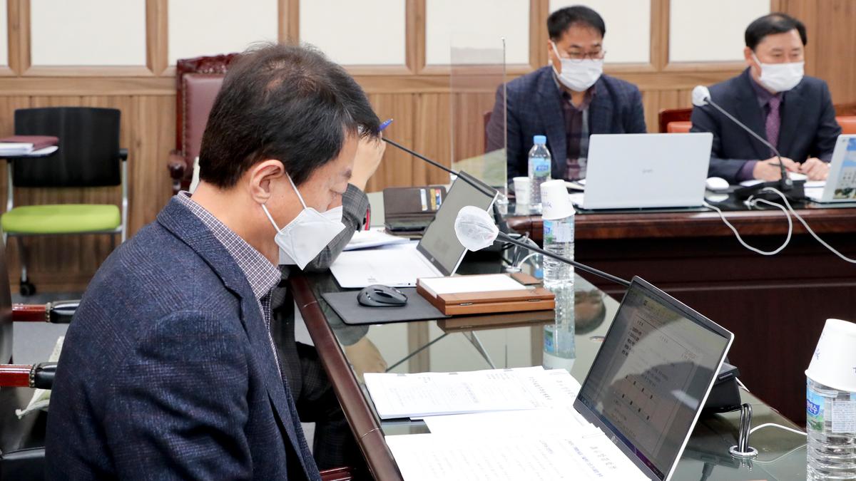 군수주재 간부회의