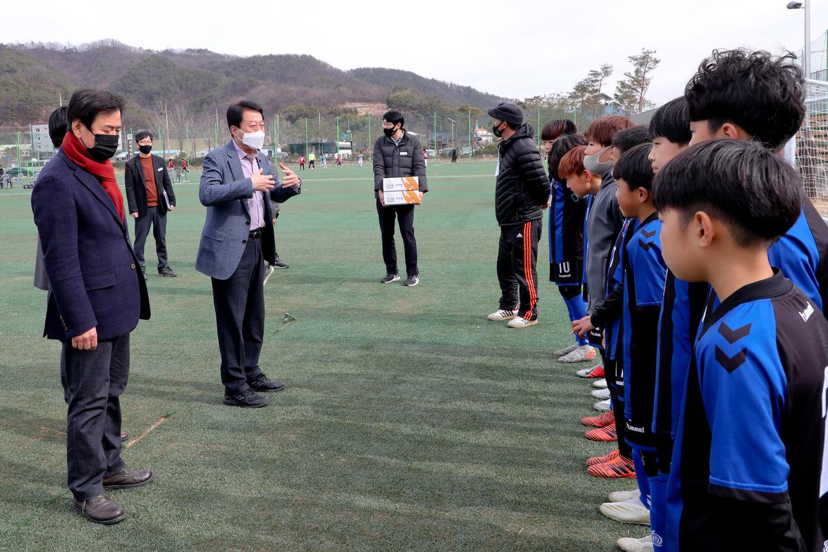 동계전지훈련 격려 방문