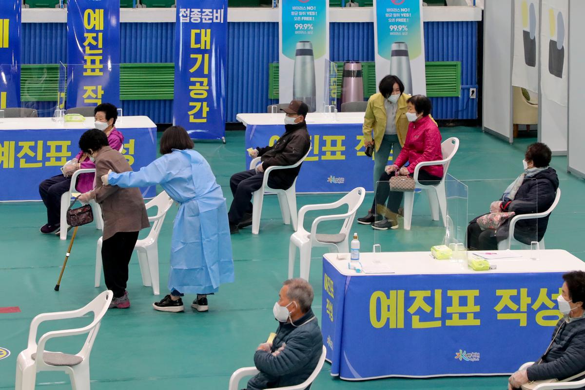 75세 이상 코로나19백신 예방접종