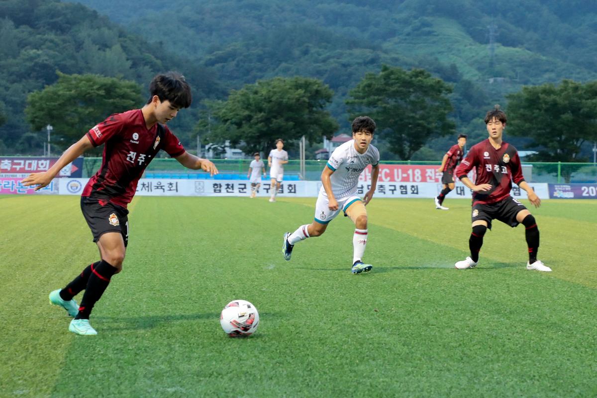 전국고교축구대회 결승전 시상식