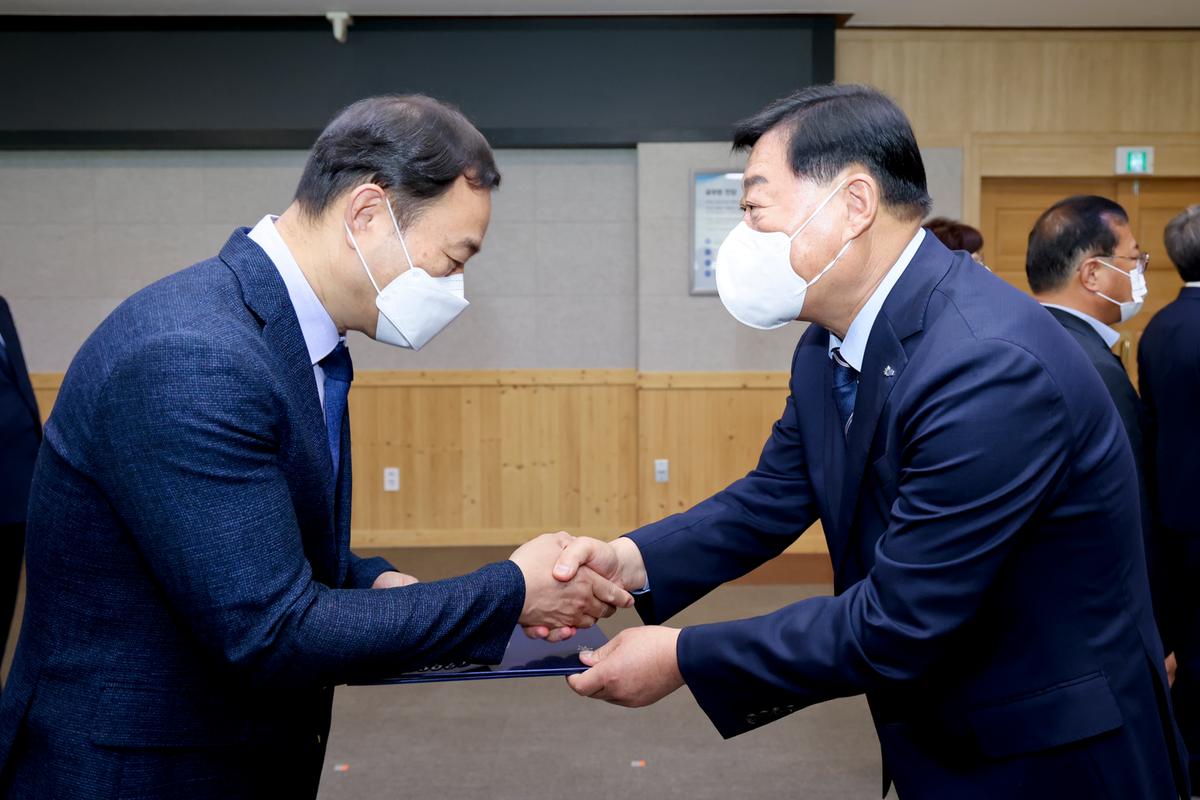 임용장 교부