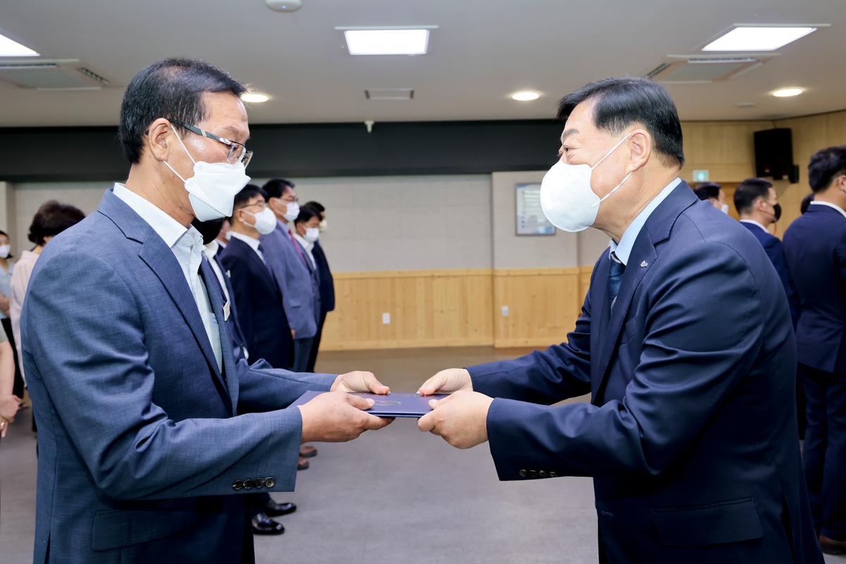 임용장 교부