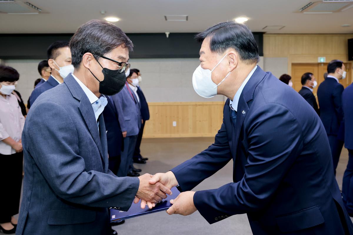 임용장 교부