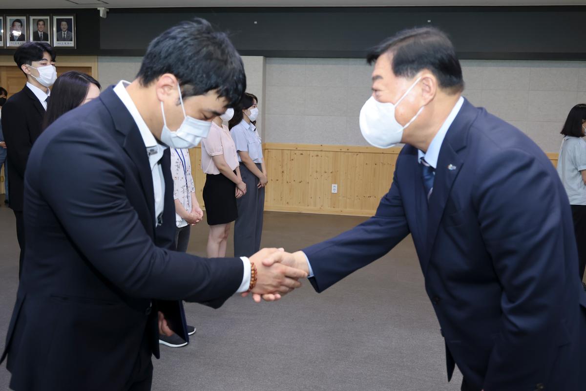 임용장 교부