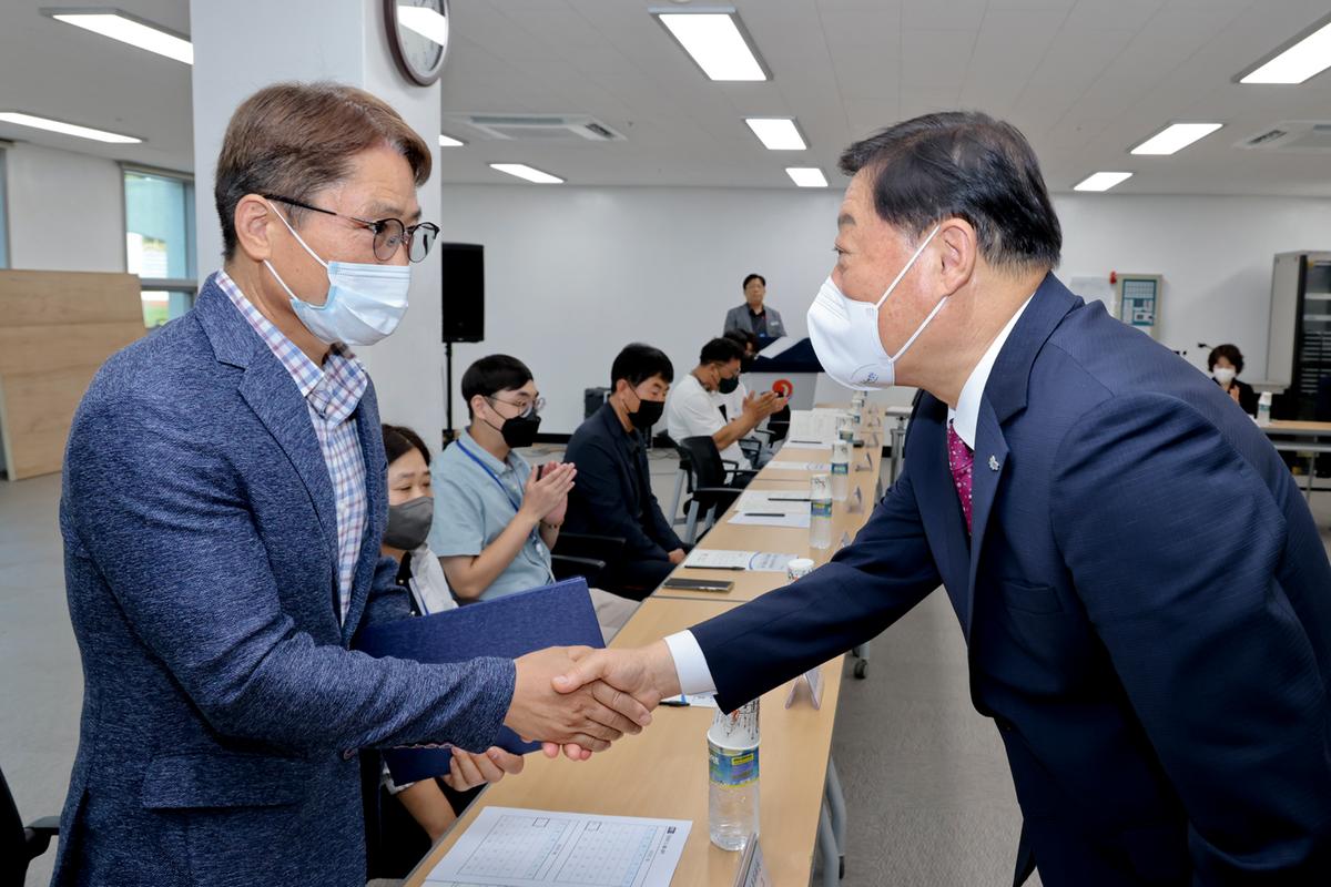 제22회 합천벚꽃마라톤대회 본부 구성 및 위촉장 수여