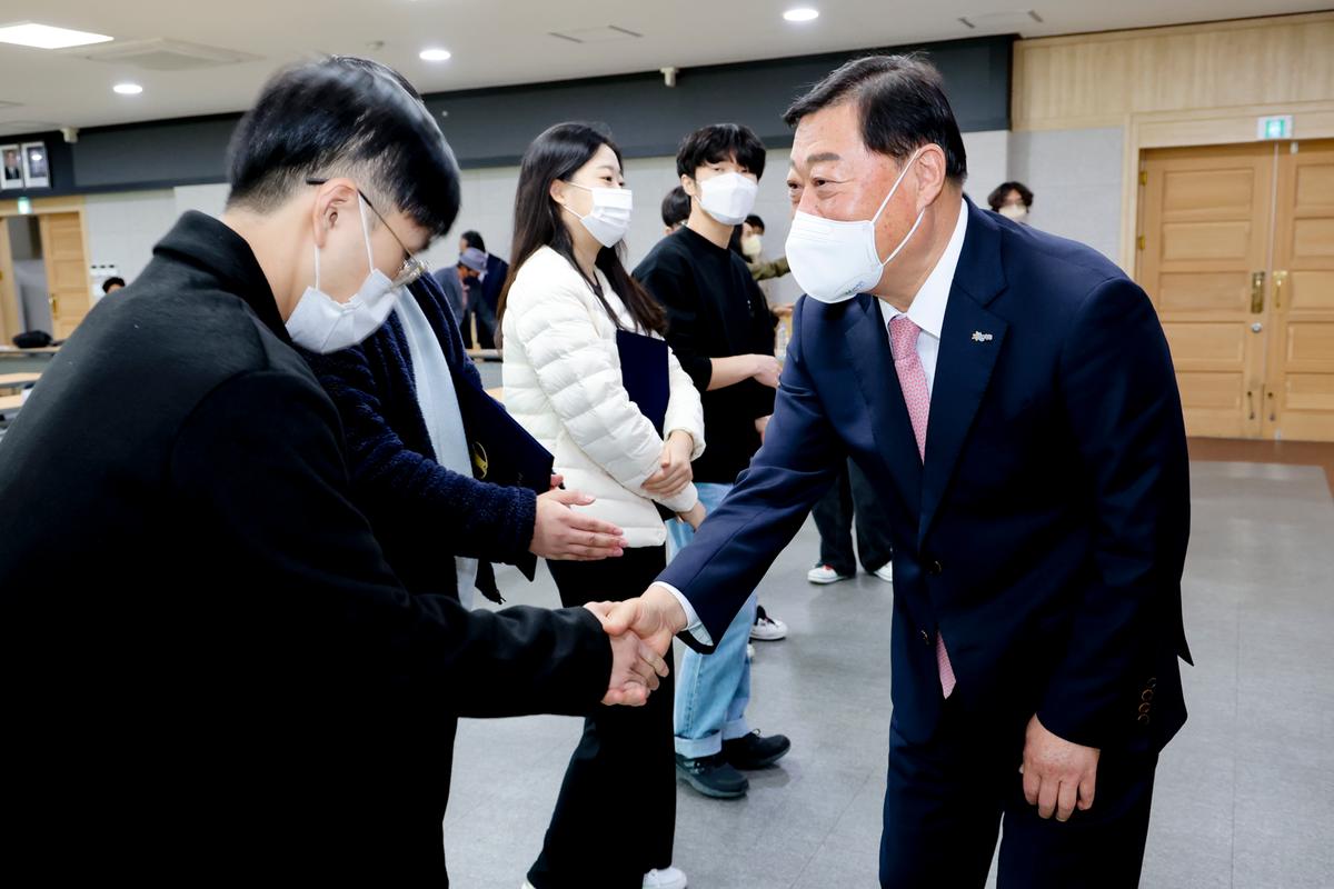 이대웅장학회 장학생 선발