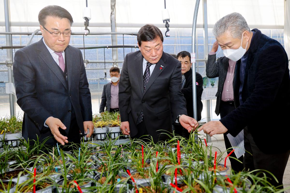 전남 화순군수 합천군 난 산업 현장 방문