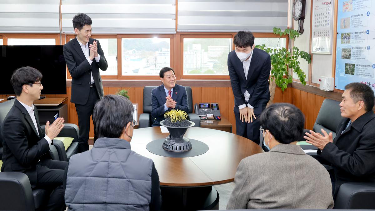 KB국민은행 바둑리그 수려한 합천팀 선수단 방문