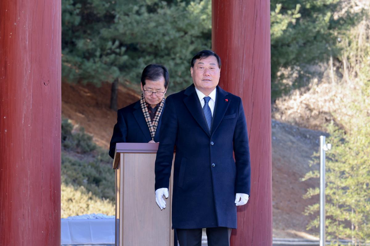 충혼탑,3.1기념탑, 창의사 참배