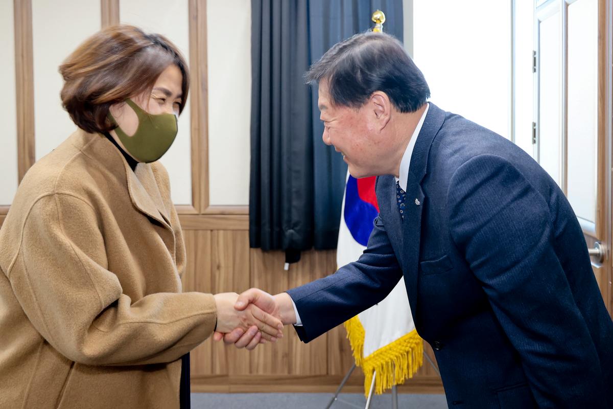 한문대학 운영위원회