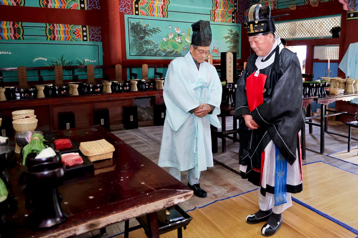 향교 춘기석전대제(춘향제) 봉행