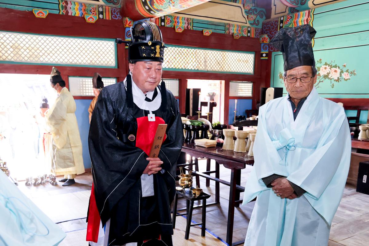 향교 춘기석전대제(춘향제) 봉행