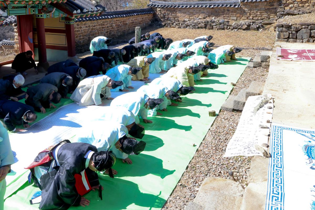 향교 춘기석전대제(춘향제) 봉행