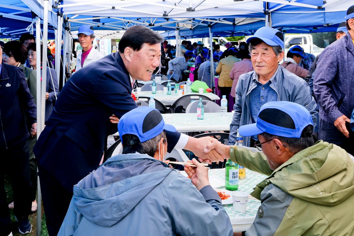제27회 노인의 날 기념 경로잔치 및 체육대회