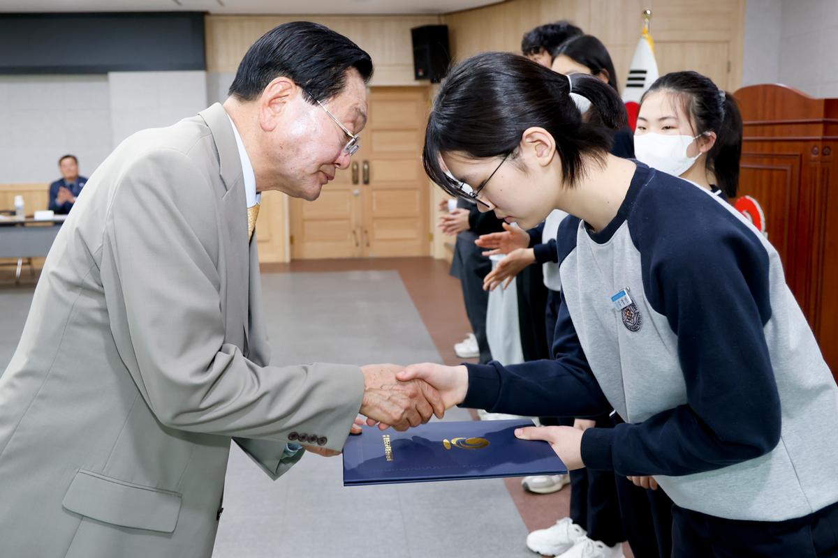 합천군 교육발전위원회 장학증서 수여식