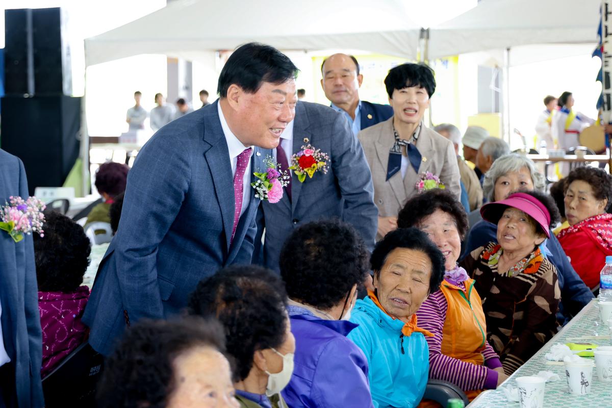 제22회 적중면민 체육대회 및 제27회 노인의 날 화합한마당 잔치