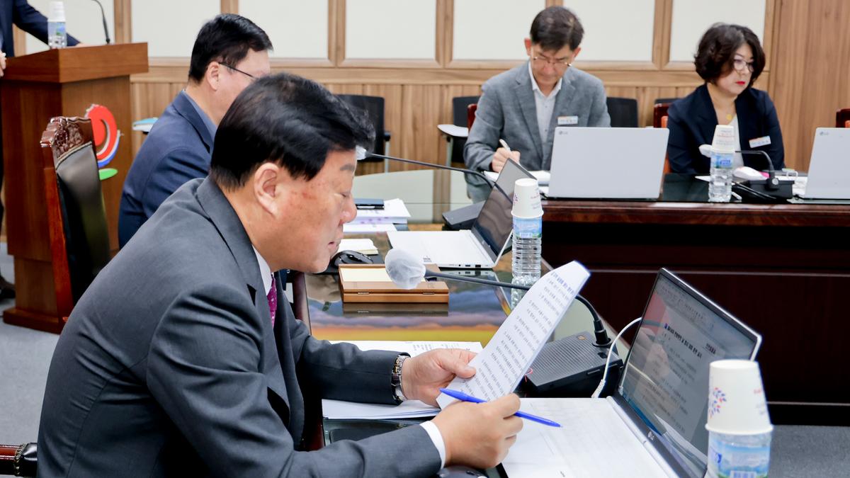 군수주재 확대 간부회의
