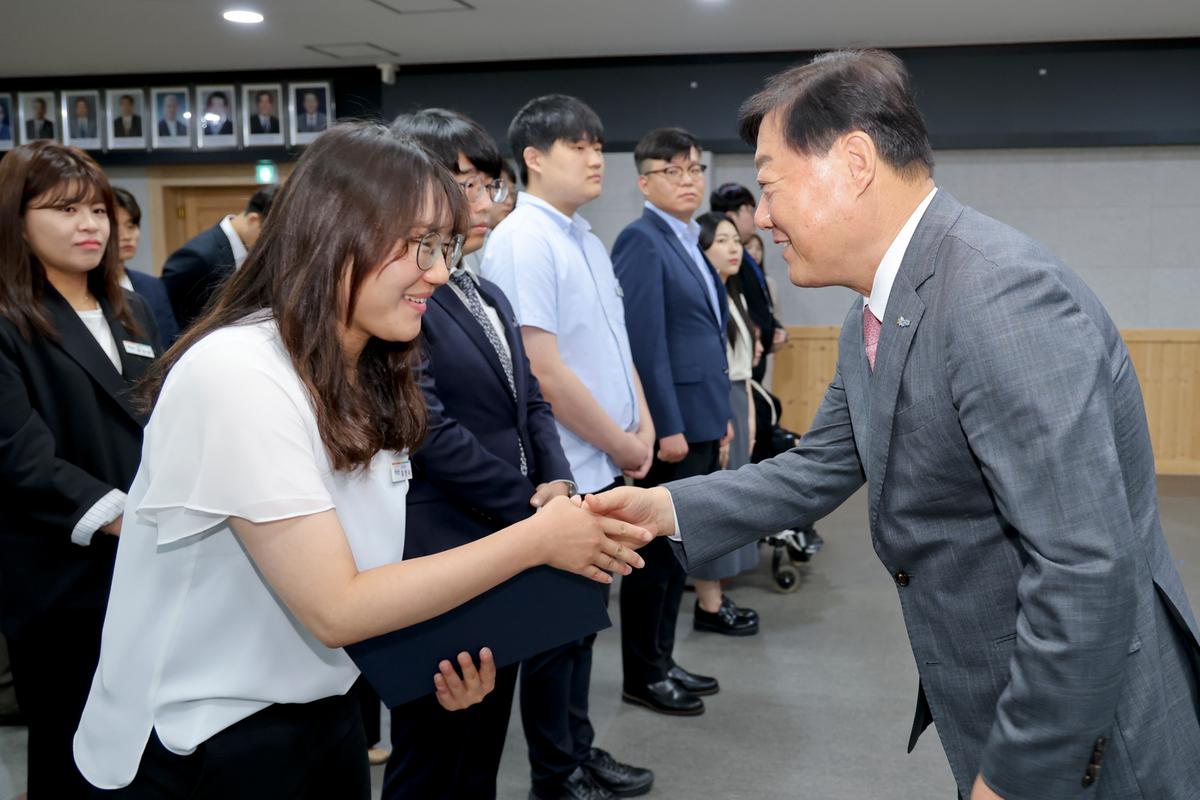 임용장 교부