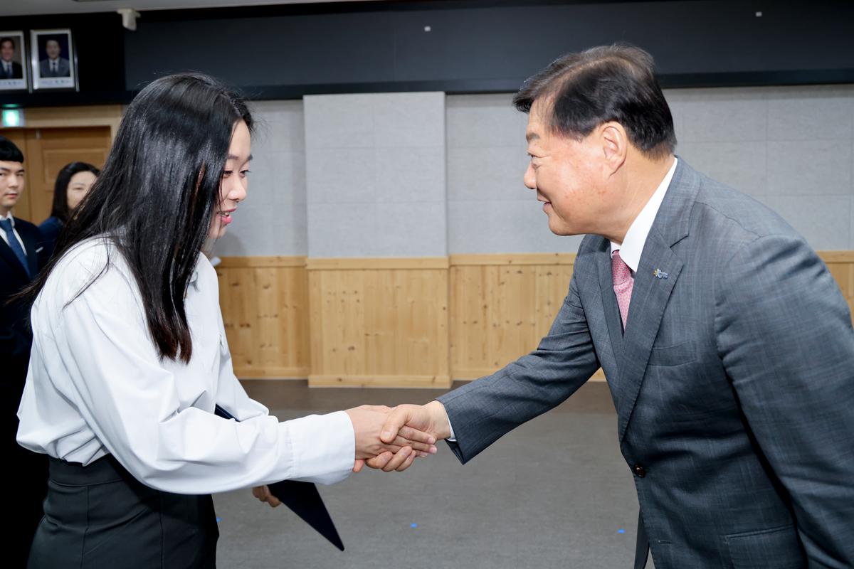 임용장 교부
